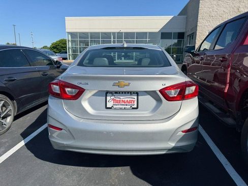 Used 2019 Chevrolet Cruze LT FWD image 5