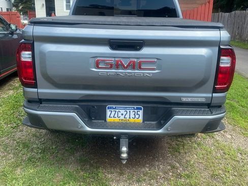 Used 2025 GMC Canyon Elevation w/ Convenience Package AWD/4WD image 4