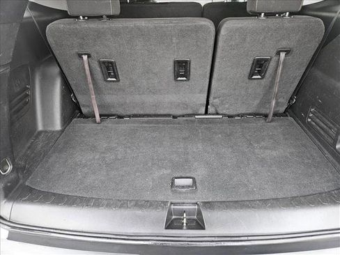 Used 2018 Chevrolet Traverse LS image 6