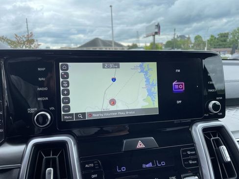 Certified 2023 Kia Sorento EX AWD/4WD image 13