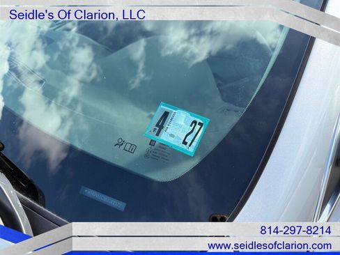 Used 2011 Buick Regal CXL image 25