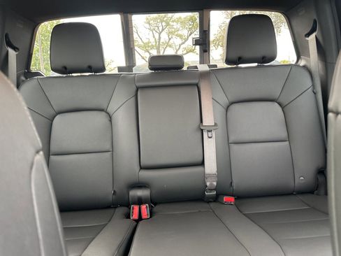 New 2026 GMC Canyon Elevation w/ Convenience Package image 24