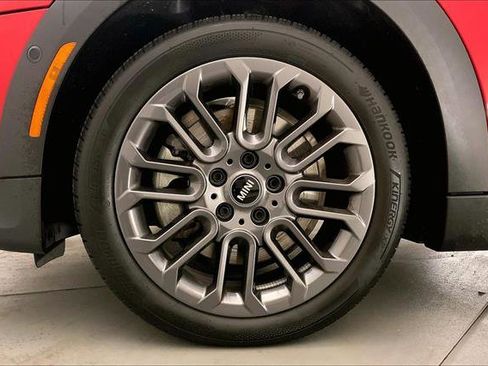 Certified 2025 MINI Cooper S image 8