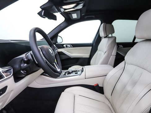 New 2026 BMW X5 xDrive50e w/ Climate Comfort Package image 11