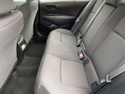 Certified 2025 Toyota Corolla LE image 18