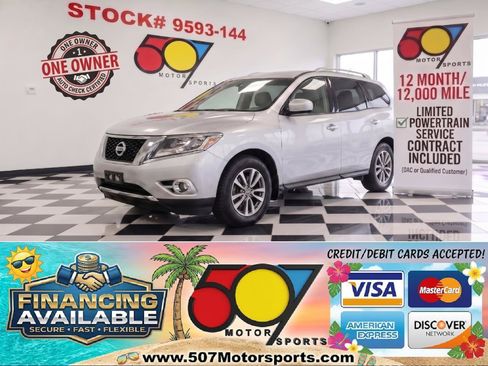 Used 2015 Nissan Pathfinder SV w/ Cargo Package AWD/4WD image 1
