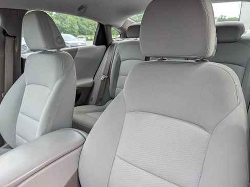 Used 2023 Chevrolet Malibu LS FWD image 12