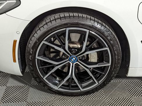 Certified 2023 BMW 530e xDrive w/ Premium Package image 51