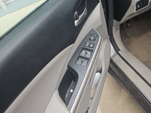 Used 2012 Honda CR-V EX-L image 8