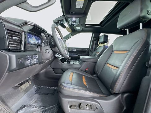 Used 2024 GMC Sierra 1500 AT4 w/ Technology Package image 15