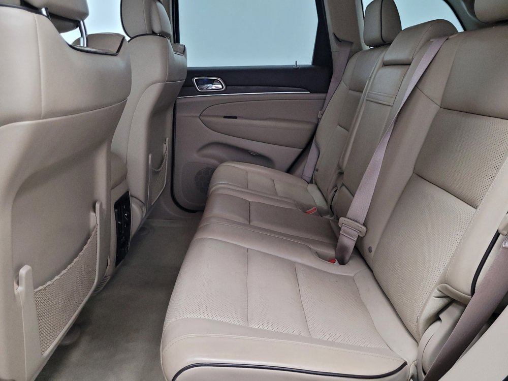 Used 2014 Jeep Grand Cherokee Overland w/ Advanced Technology Group AWD/4WD image 18
