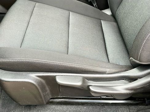 Used 2024 Chevrolet Colorado Trail Boss image 20