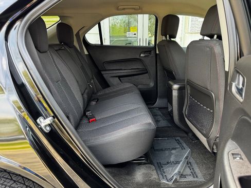 Used 2017 Chevrolet Equinox LT w/ Convenience Package image 17