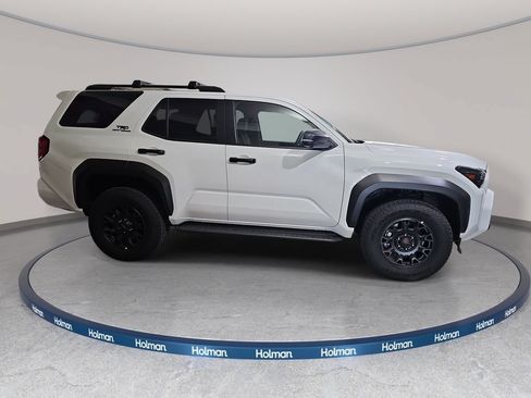 Used 2025 Toyota 4Runner TRD Off-Road Premium w/ Tow Technology Package AWD/4WD image 5