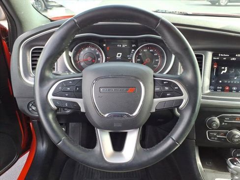 Used 2018 Dodge Charger SXT Plus image 18