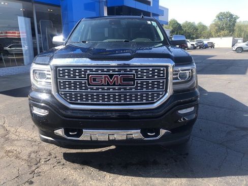 Used 2018 GMC Sierra 1500 Denali w/ Denali Ultimate Package image 3
