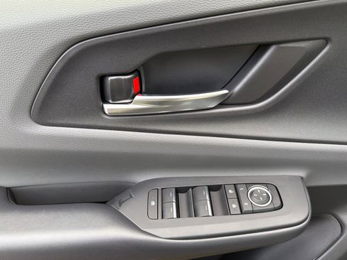 Used 2026 Toyota Prius XLE image 10