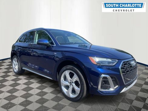 Used 2022 Audi Q5 2.0T Premium Plus w/ Premium Plus Package AWD/4WD image 3