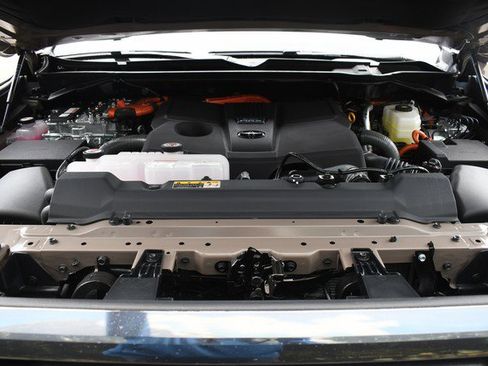 New 2026 Toyota Tundra Platinum image 14