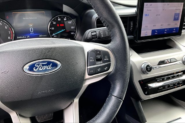 Used 2023 Ford Explorer XLT w/ Equipment Group 202A AWD/4WD image 20