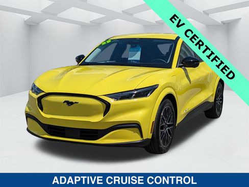 Certified 2025 Ford Mustang Mach-E Premium RWD image 7