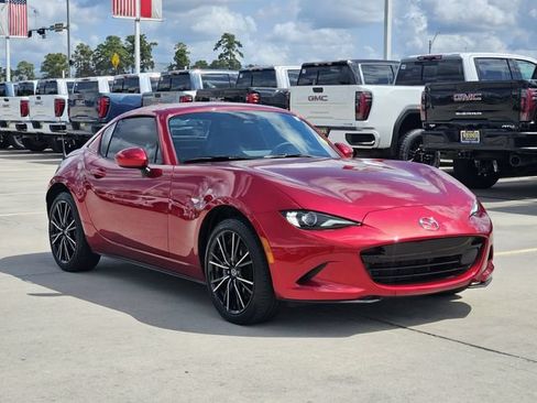 Used 2025 MAZDA MX-5 Miata RF Grand Touring RWD image 3