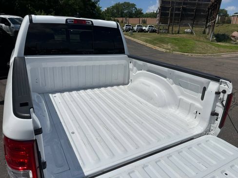 Used 2023 RAM 1500 Big Horn AWD/4WD image 38