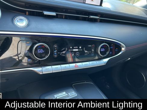 Used 2023 Genesis GV70 2.5T w/ Sport Prestige Package image 35