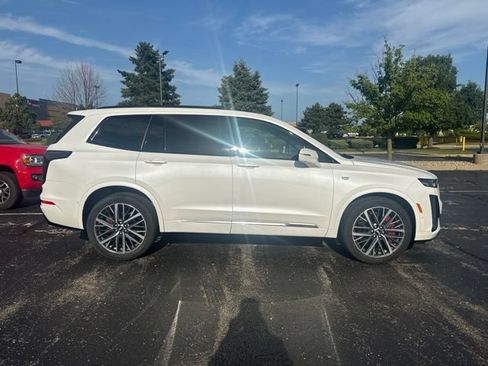 Used 2024 Cadillac XT6 Sport w/ Technology Package AWD/4WD image 7