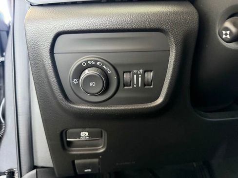 New 2026 Jeep Grand Cherokee Limited AWD/4WD image 17