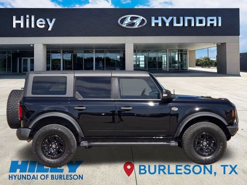 Used 2023 Ford Bronco Wildtrak AWD/4WD image 3