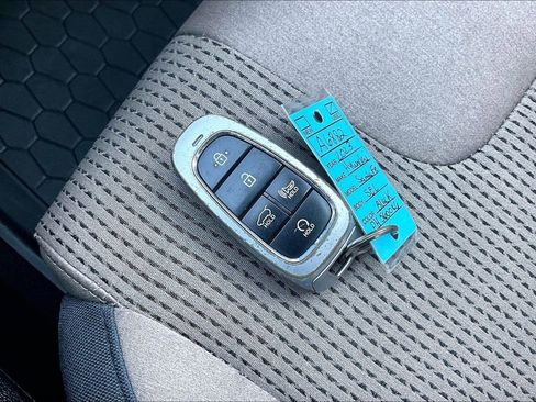 Used 2023 Hyundai Santa Fe SEL AWD/4WD image 10