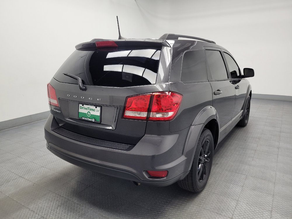 Used 2019 Dodge Journey SE w/ Connectivity Group FWD image 9