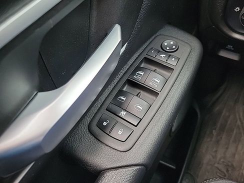 Used 2023 RAM 1500 Big Horn image 34