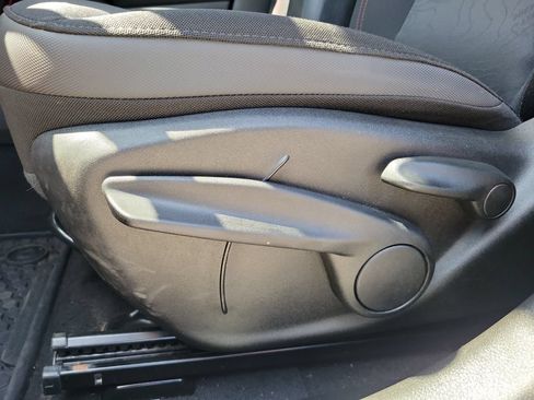 Used 2023 Jeep Renegade Trailhawk w/ Sun/Sound Group AWD/4WD image 17