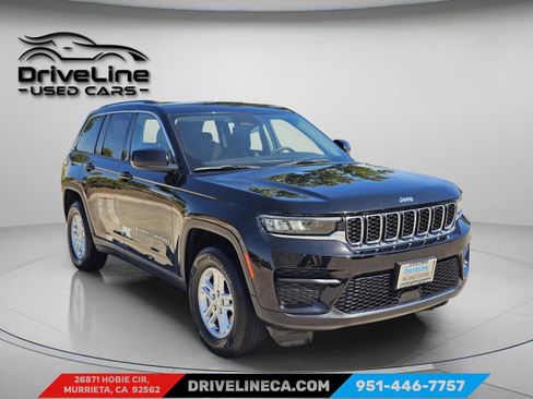 Used 2024 Jeep Grand Cherokee Laredo image 6
