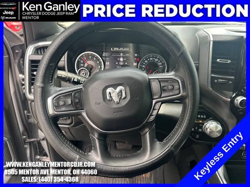 Used 2024 RAM 1500 Laramie AWD/4WD image 14
