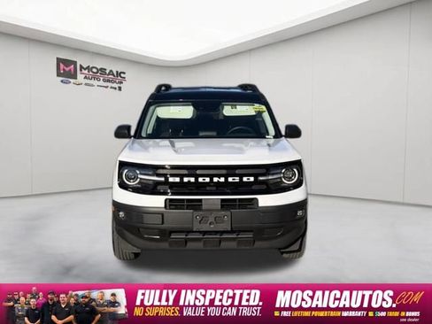 Used 2023 Ford Bronco Sport Outer Banks w/ Tech Package AWD/4WD image 2