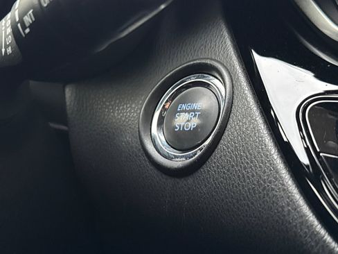 Certified 2020 Toyota C-HR XLE image 28