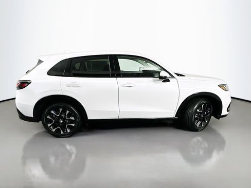New 2026 Honda HR-V EX-L image 8