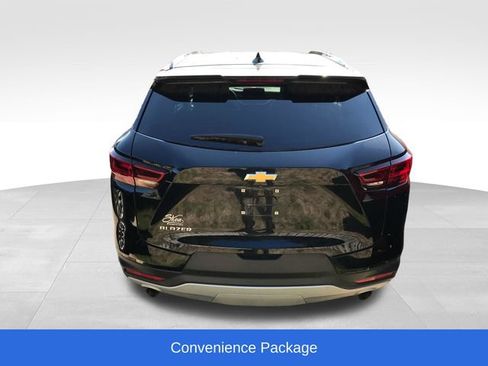 Used 2024 Chevrolet Blazer LT w/ Convenience Package FWD image 8