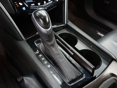 Used 2018 Cadillac XTS Luxury image 18