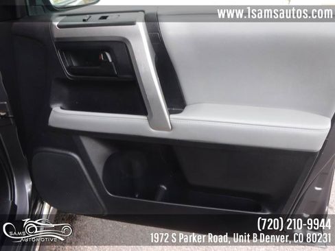 Used 2011 Toyota 4Runner SR5 image 39