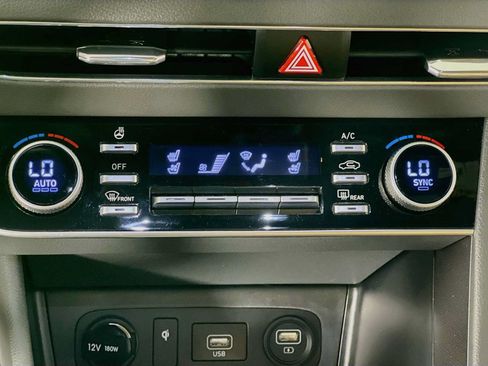 Certified 2023 Hyundai Sonata Limited w/ Preferred Accessory Package FWD image 21