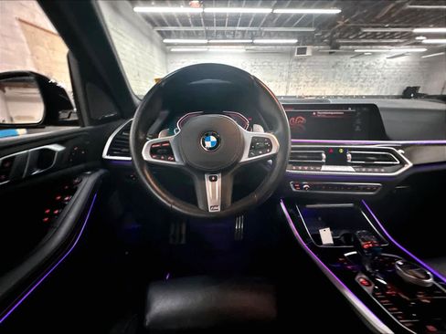 Used 2022 BMW X5 xDrive40i w/ M Sport Package AWD/4WD image 8