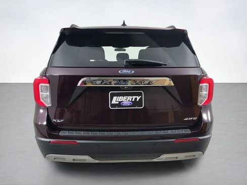 Certified 2023 Ford Explorer XLT w/ Equipment Group 202A AWD/4WD image 4