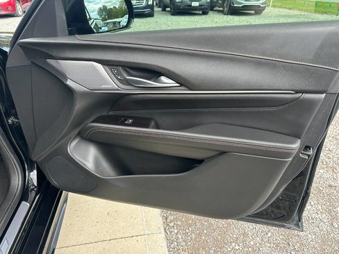 Used 2020 Cadillac CT4 V w/ Climate Package image 14