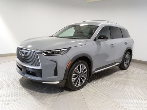 Used 2026 INFINITI QX60 Luxe w/ Family Package AWD/4WD image 9