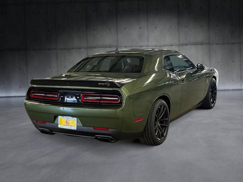 Used 2023 Dodge Challenger SRT Hellcat w/ Driver Convenience Group RWD image 5