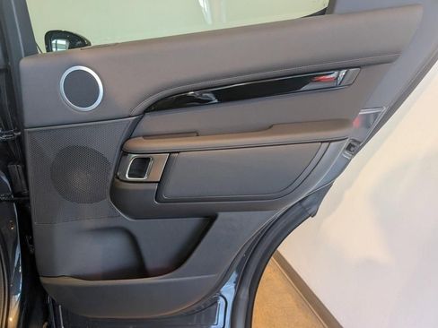 New 2026 Land Rover Discovery S AWD/4WD image 26